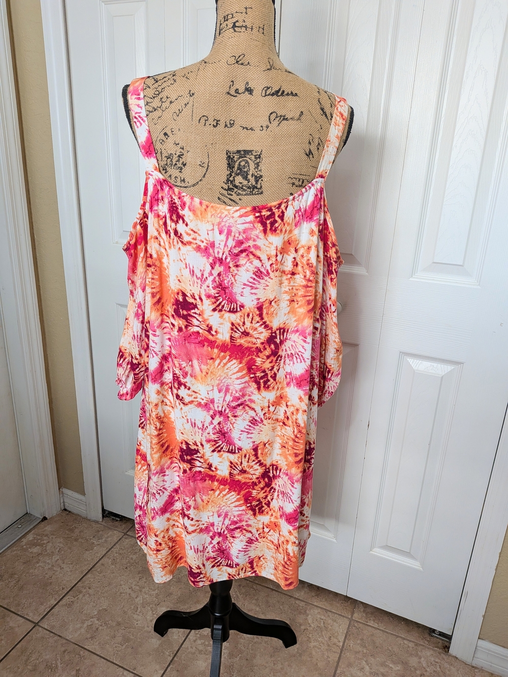 Caribbean Joe Tie-Dye Cold Shoulder Dress - Picture 5 of 11